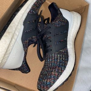 Adidas ultraboost size 4Y